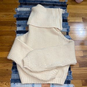 H&M A/W Studio 2016  Oversized Turtleneck Sweater ❤️